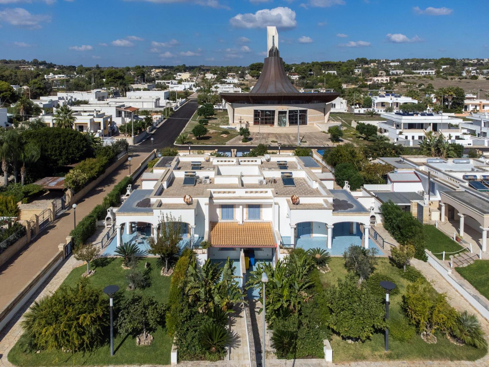 Mare Villas Pescoluse مارينا دي بيسكولوس المظهر الخارجي الصورة